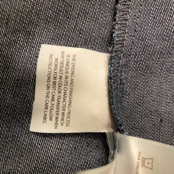 NWOT Snakeskin denim jacket. Jones NY. Size M - Picture 2 of 6